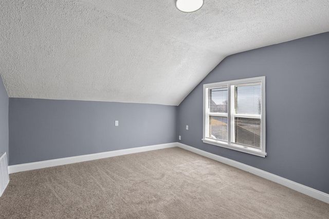 372 Lawson Avenue E, Saint Paul, MN 55130