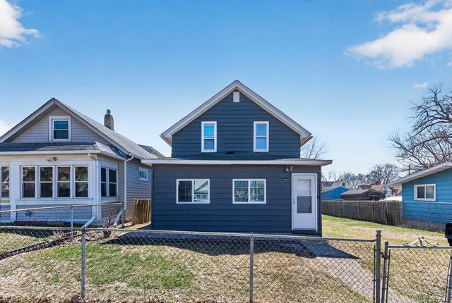 372 Lawson Avenue E, Saint Paul, MN 55130