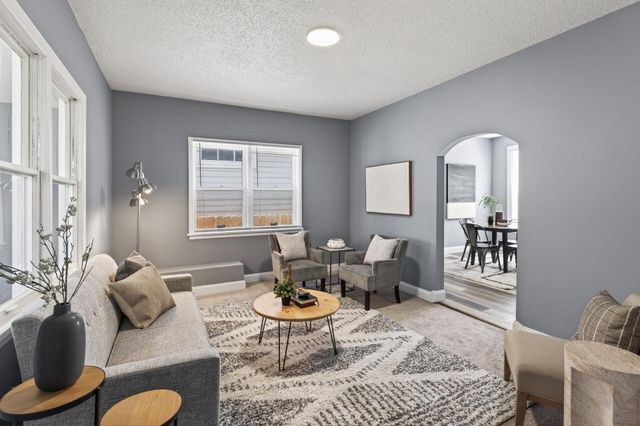 372 Lawson Avenue E, Saint Paul, MN 55130
