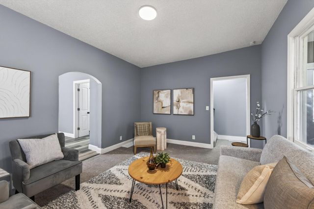 372 Lawson Avenue E, Saint Paul, MN 55130