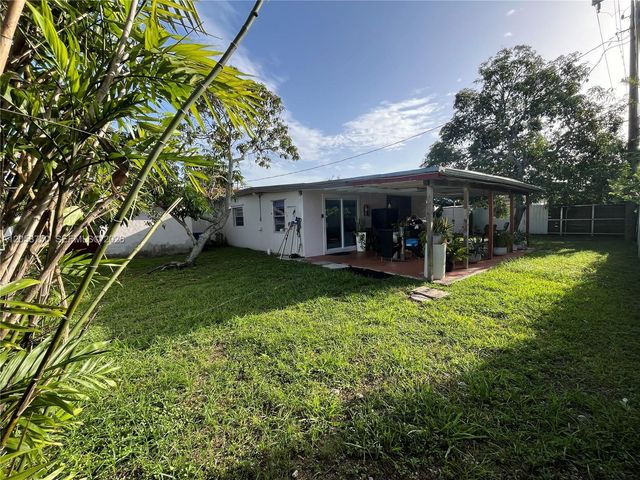 8025 NW 170th Street, Hialeah, FL 33015