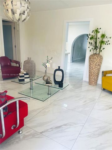 8025 NW 170th Street, Hialeah, FL 33015