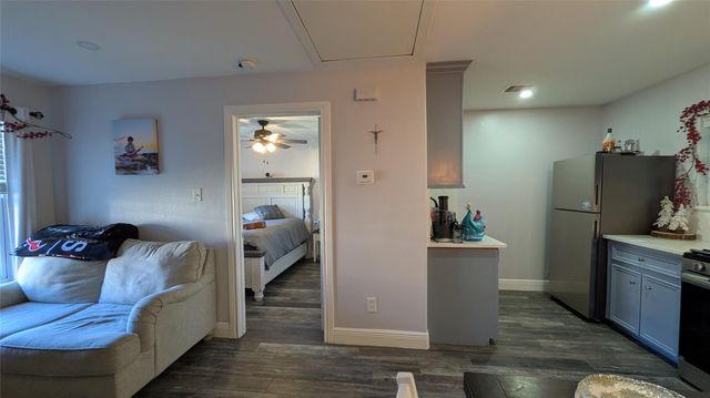 6102 Harbrook Drive, Houston, TX 77087