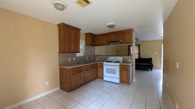 6102 Harbrook Drive, Houston, TX 77087