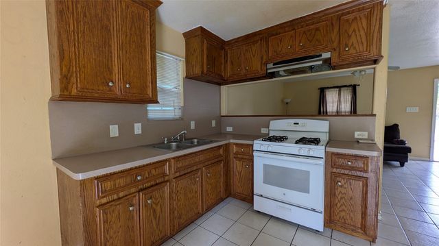 6102 Harbrook Drive, Houston, TX 77087