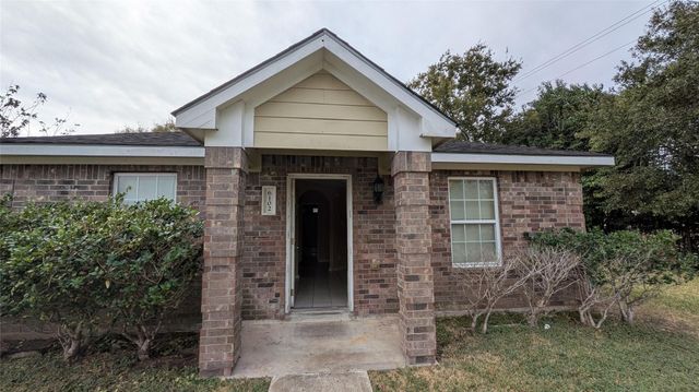 6102 Harbrook Drive, Houston, TX 77087
