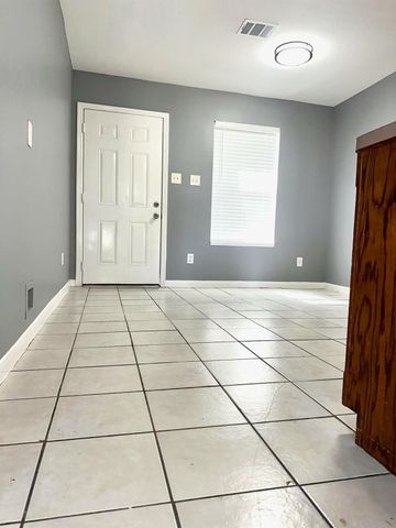 6102 Harbrook Drive, Houston, TX 77087