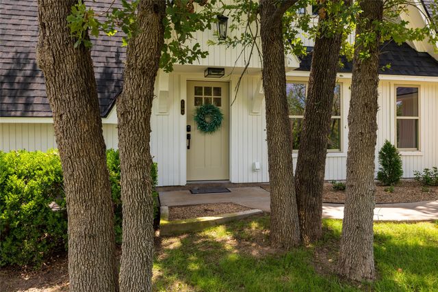 1704 County Road 3555, Paradise, TX 76073