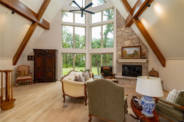 1704 County Road 3555, Paradise, TX 76073