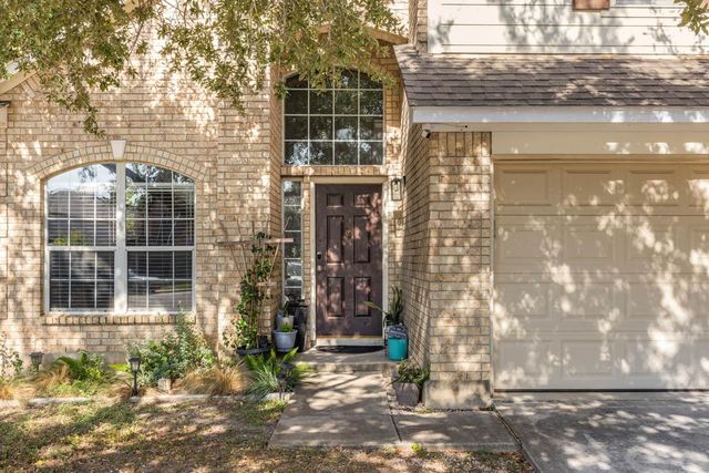 2114 Hidden Meadow ST, New Braunfels, TX 78130