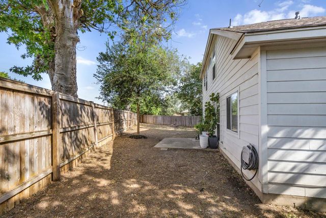 2114 Hidden Meadow ST, New Braunfels, TX 78130