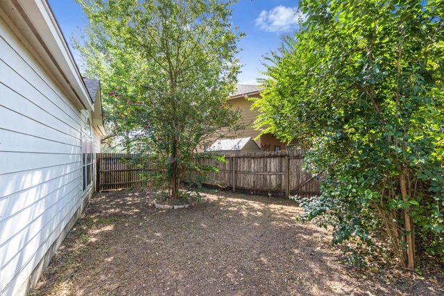 2114 Hidden Meadow ST, New Braunfels, TX 78130