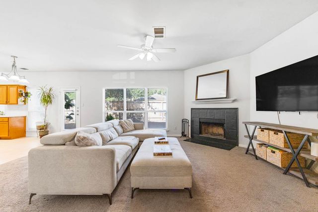 2114 Hidden Meadow ST, New Braunfels, TX 78130
