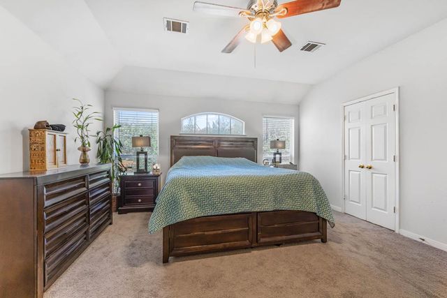 2114 Hidden Meadow ST, New Braunfels, TX 78130
