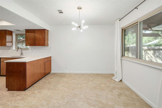 11720 Running Fox TRL, Austin, TX 78759