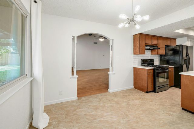 11720 Running Fox TRL, Austin, TX 78759