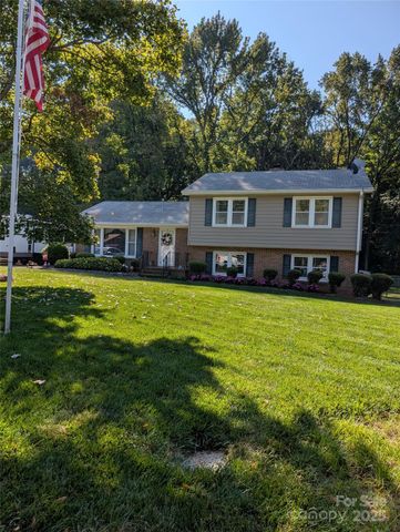 7039 Delisa Drive, Charlotte, NC 28214