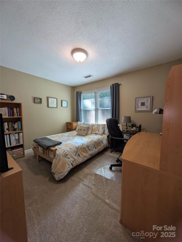 7039 Delisa Drive, Charlotte, NC 28214