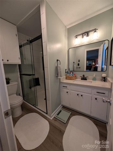 7039 Delisa Drive, Charlotte, NC 28214