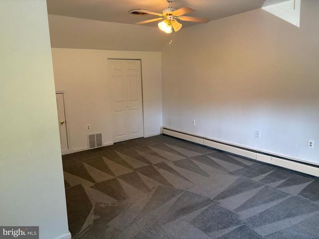 221 E PENN AVE, Wernersville, PA 19565