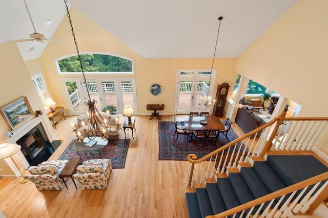 6 Candleberry Lane 27, Belmont, MA 02478