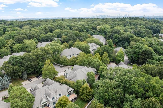 6 Candleberry Lane 27, Belmont, MA 02478
