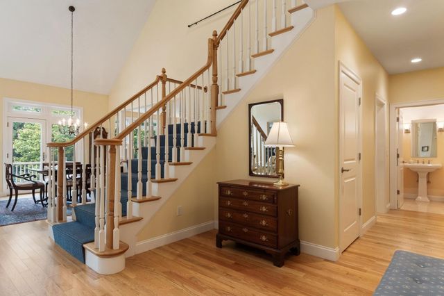 6 Candleberry Lane 27, Belmont, MA 02478