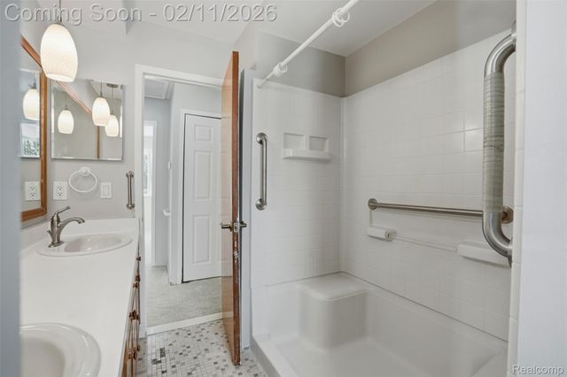 966 Nancy Ann Drive, Howell Township, MI 48855