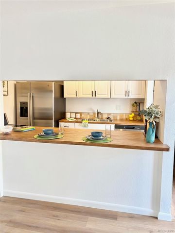 8467 Everett Way E, Arvada, CO 80005