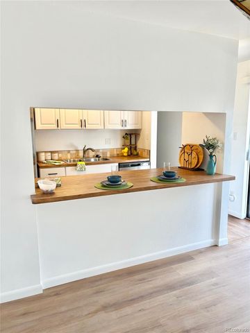 8467 Everett Way E, Arvada, CO 80005