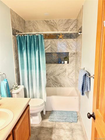 8467 Everett Way E, Arvada, CO 80005