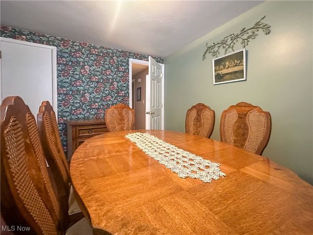 1443 Youll Street, Niles, OH 44446