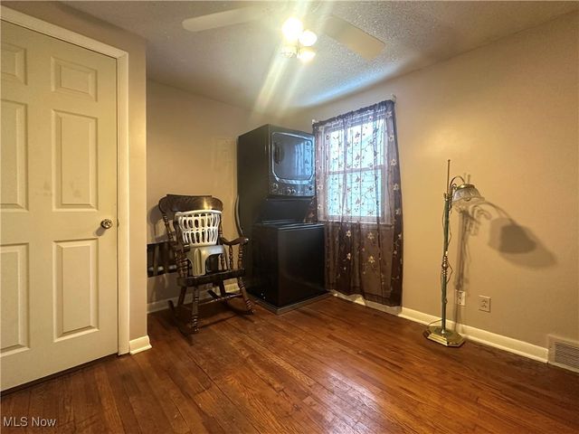 1443 Youll Street, Niles, OH 44446