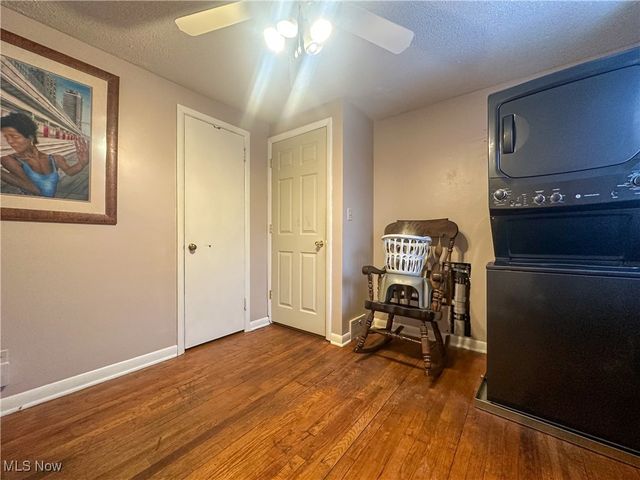 1443 Youll Street, Niles, OH 44446