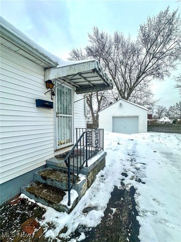 1443 Youll Street, Niles, OH 44446