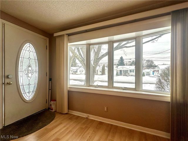 1443 Youll Street, Niles, OH 44446