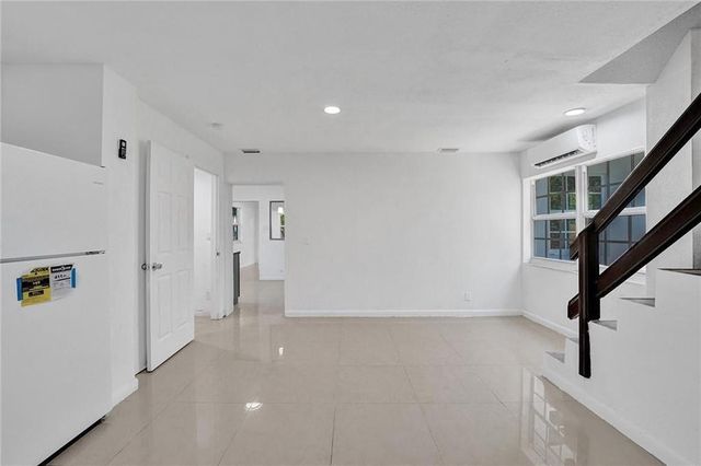 2422 Sherman Street, Hollywood, FL 33020