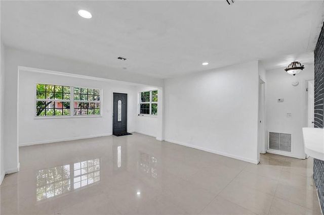 2422 Sherman Street, Hollywood, FL 33020