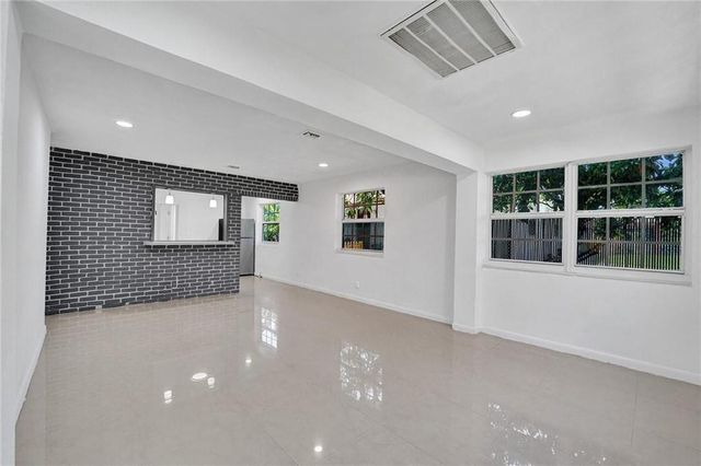 2422 Sherman Street, Hollywood, FL 33020