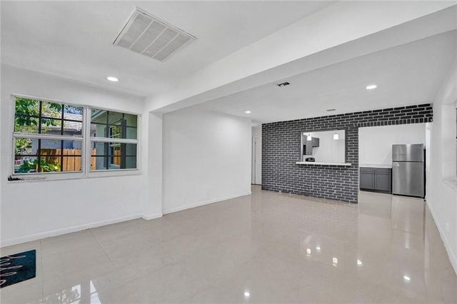 2422 Sherman Street, Hollywood, FL 33020