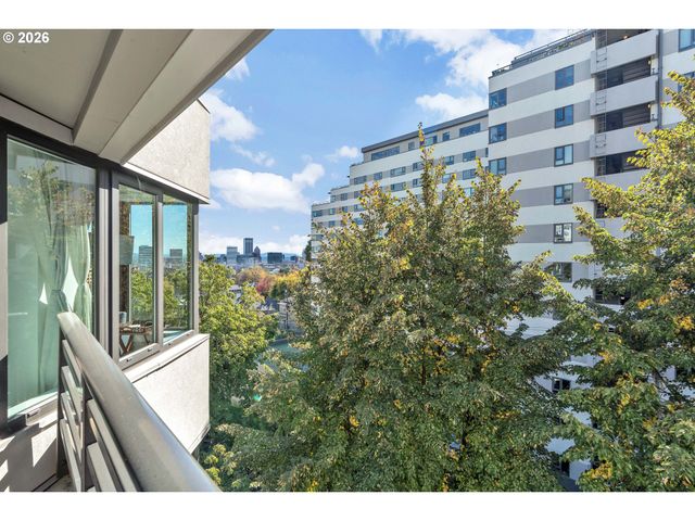 2245 Sw PARK Pl 6D, Portland, OR 97205