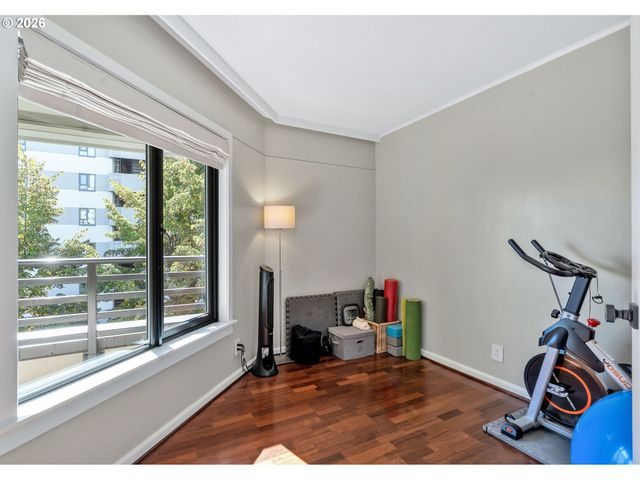 2245 Sw PARK Pl 6D, Portland, OR 97205