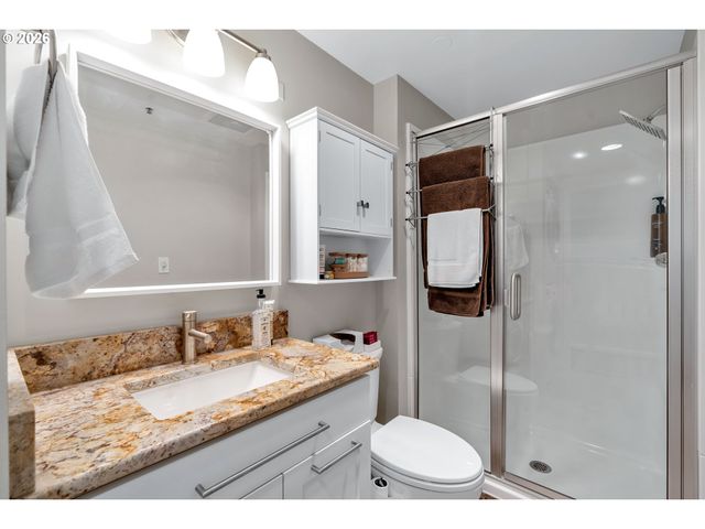 2245 Sw PARK Pl 6D, Portland, OR 97205