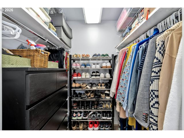 2245 Sw PARK Pl 6D, Portland, OR 97205