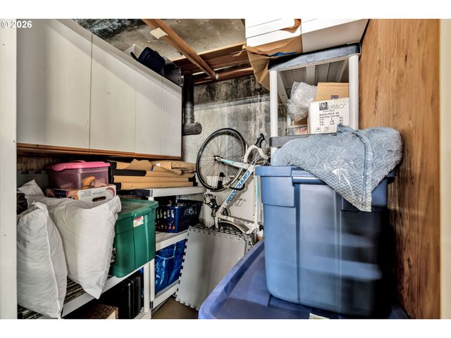 2245 Sw PARK Pl 6D, Portland, OR 97205