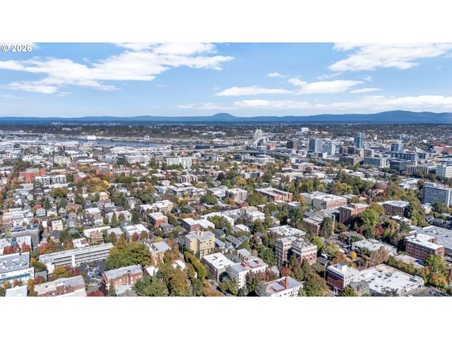 2245 Sw PARK Pl 6D, Portland, OR 97205