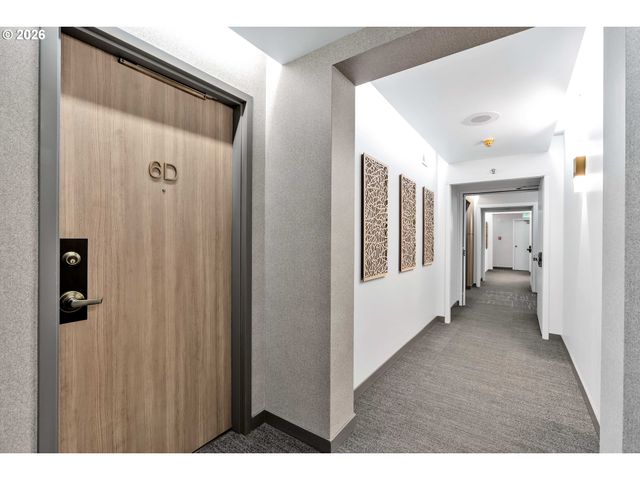 2245 Sw PARK Pl 6D, Portland, OR 97205