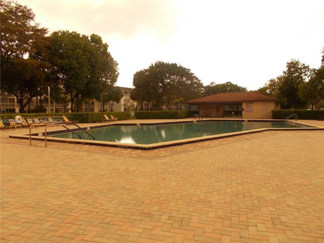 1301 SW 135th Terrace 309J, Pembroke Pines, FL 33027