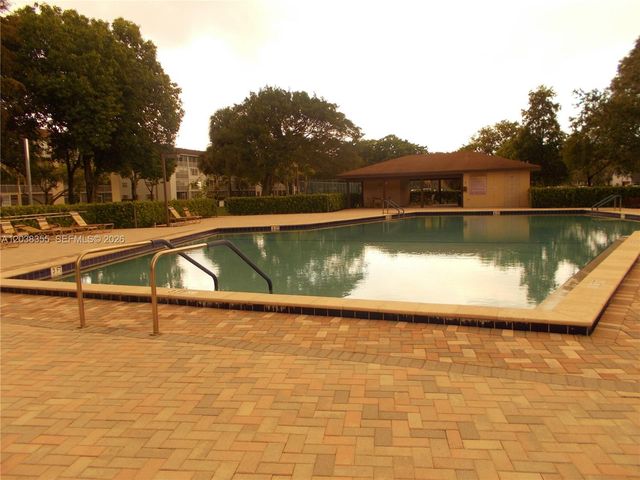 1301 SW 135th Terrace 309J, Pembroke Pines, FL 33027