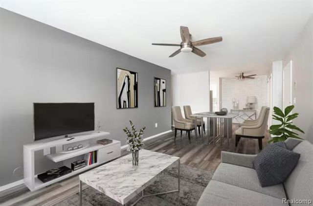 48200 W Pontiac Trail 43, Wixom, MI 48393